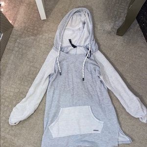 grey pullover hoodie